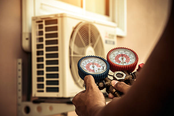Professional Hvac technician working in Wells, TX
